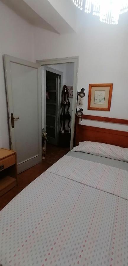 Mary'S Rooms Low Cost Valencia Ngoại thất bức ảnh